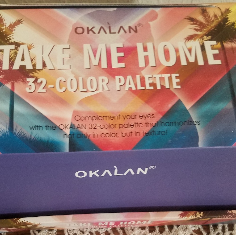 OKALAN.. eye shadow pallet - Picture 2 of 4